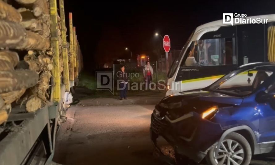 Tren de carga impactó a automóvil en Paillaco: no hay lesionados 