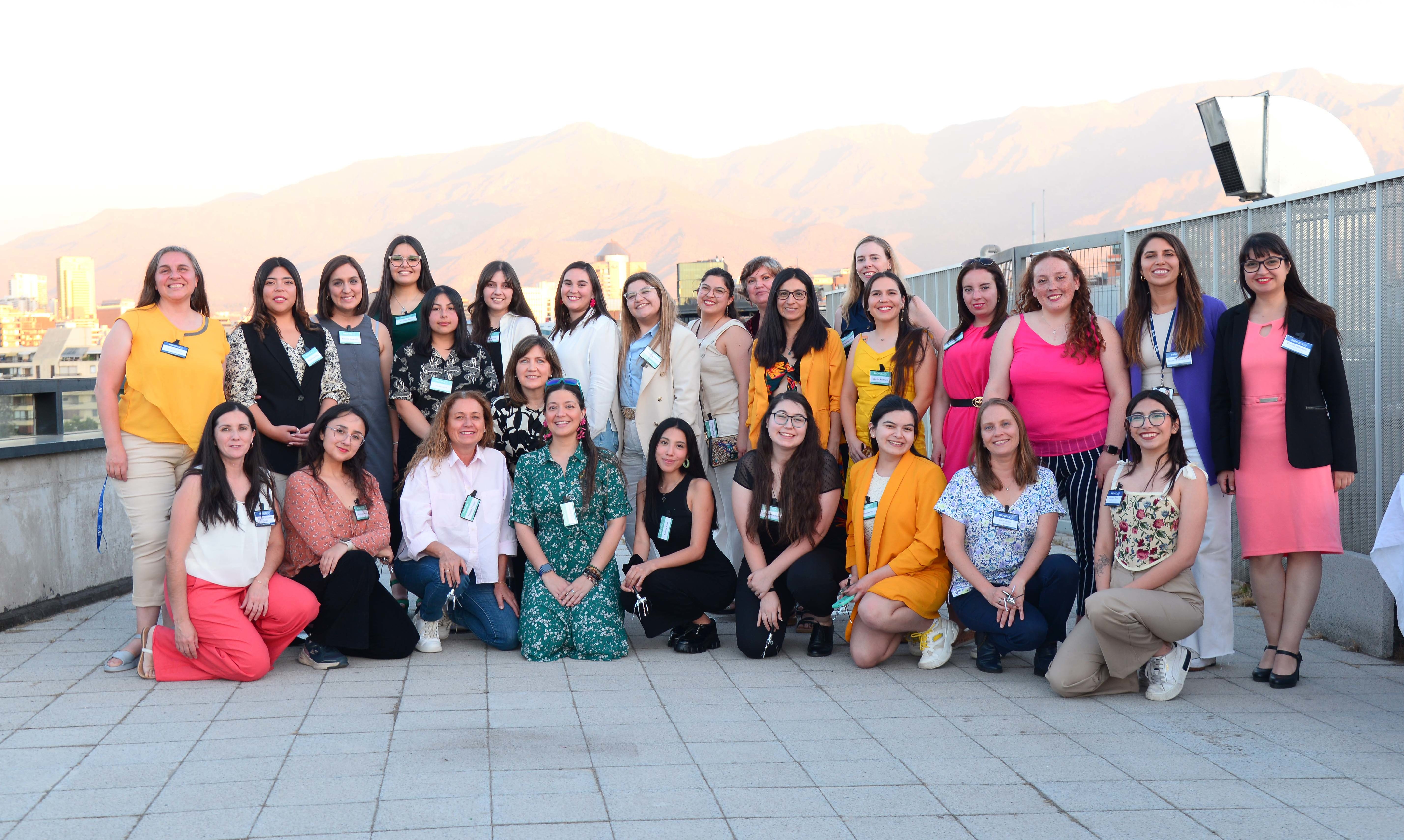 Iniciativa PROVOCA busca en todo Chile: niñas y mujeres con vocación STEM para recibir mentoría o formarse como mentoras gratuitamente