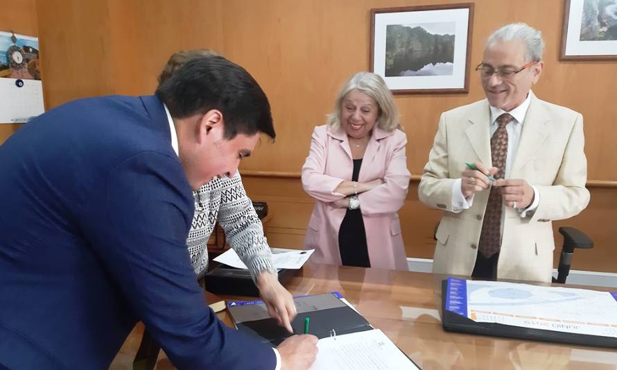 Pablo Salas presta juramento como juez del Juzgado de Letras y Garantía de Río Bueno