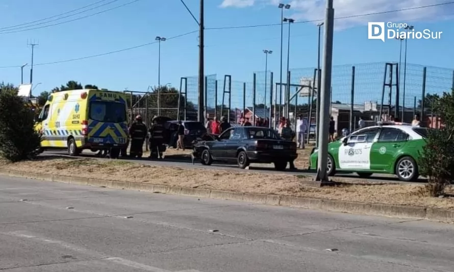 Colisión vehicular deja tres lesionados en Valdivia