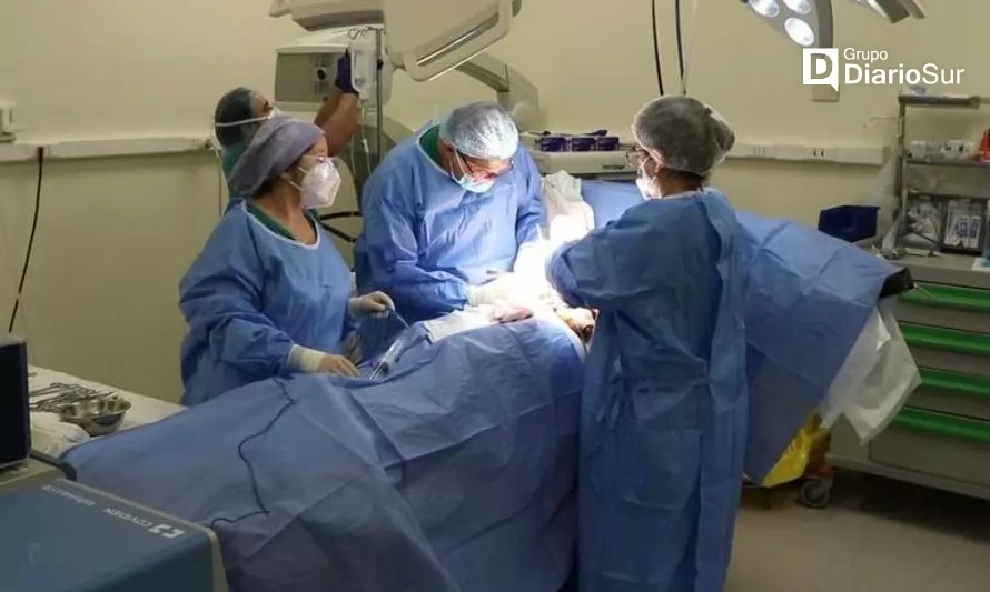 Mujeres de Los Ríos accedieron a cirugías de abdominoplastía