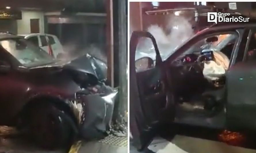 Choque en Valdivia: conductor escapó del lugar y dejó el auto botado